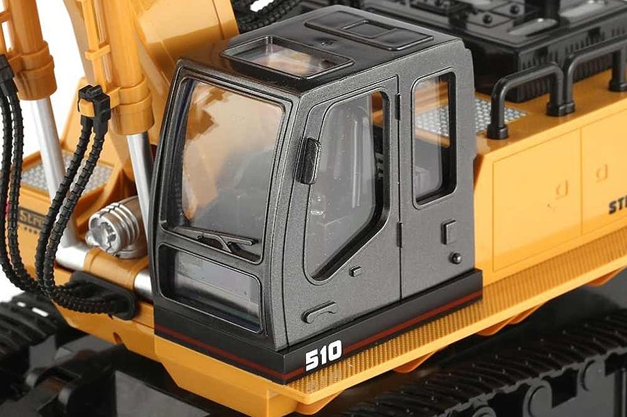 Huina 2.4G 11Ch R/C Excavator 1:16 RTR w/ Die Cast Bucket