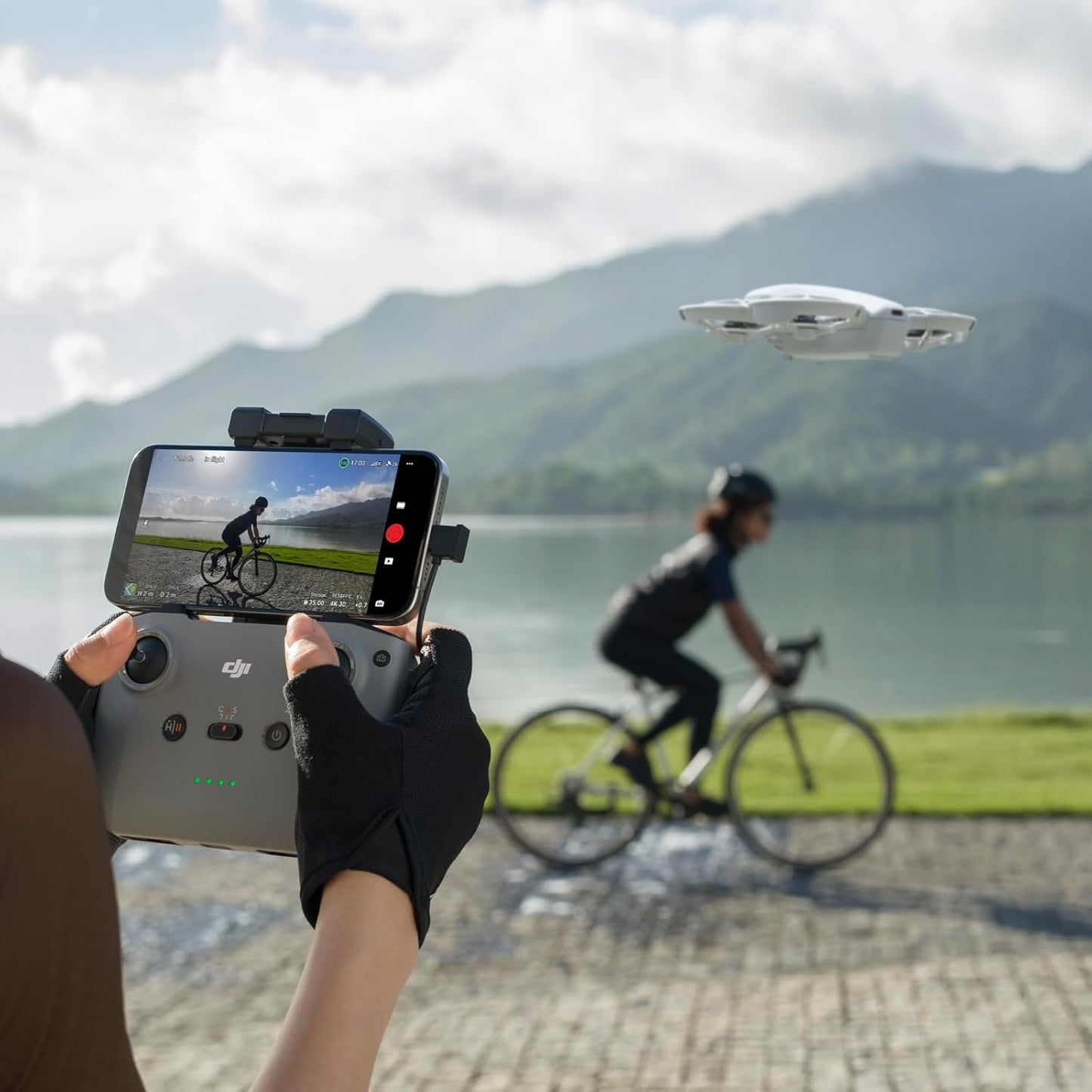DJI Neo Fly More Combo