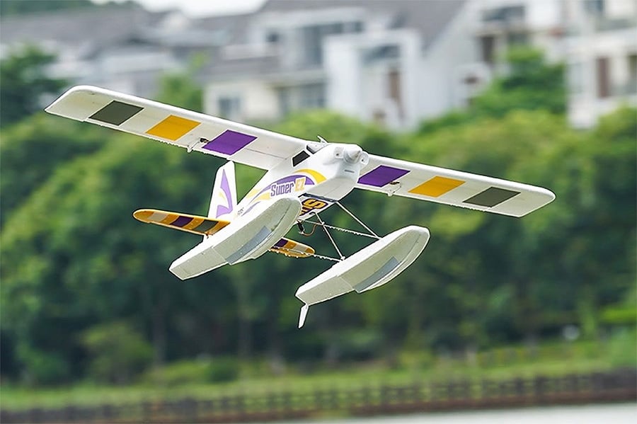 FMS Super EZ Trainer V4 RTF 1220mm w/Floats & Reflex Gyro