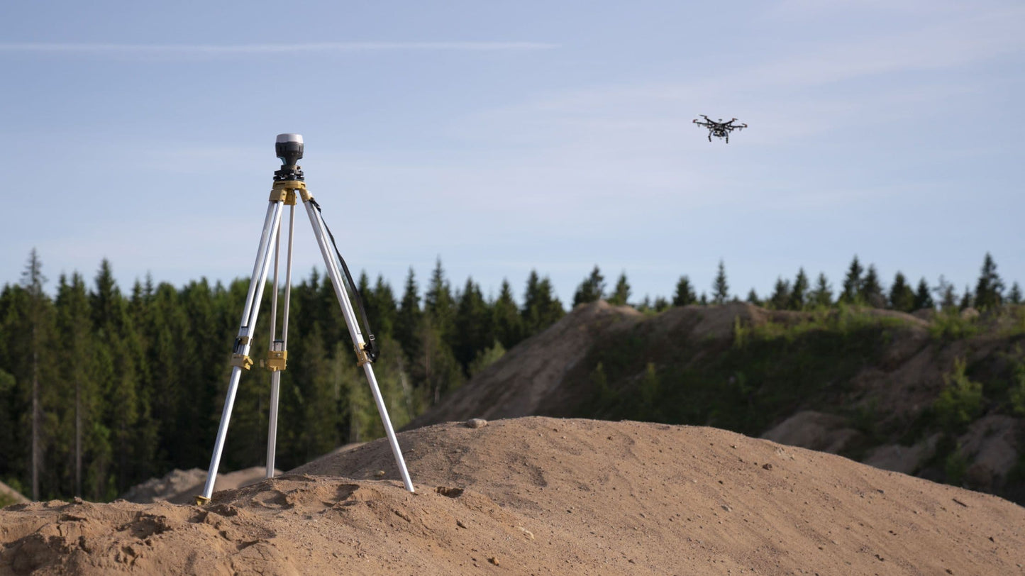 Reach M2 Multi-Band RTK / PPK GNSS Kit w/ Helical Antenna