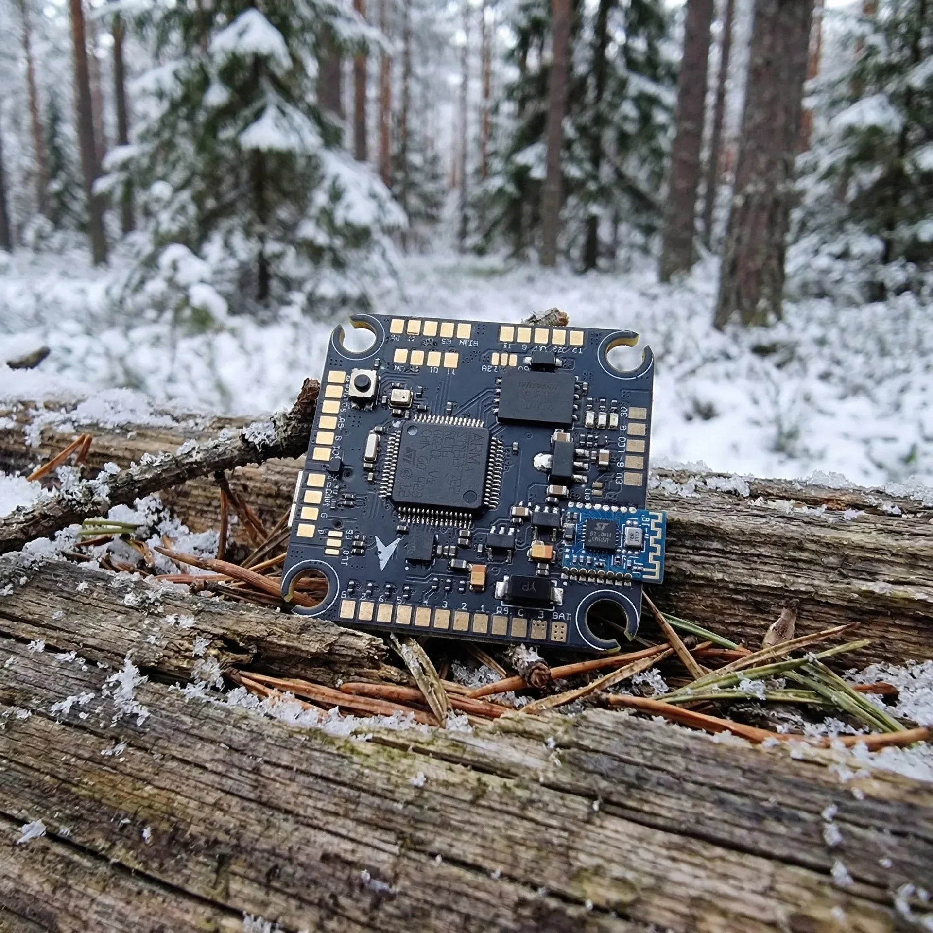 T-Hobby Velox Stack: F7 Power, Betaflight Handcuffs – Unmanned Tech