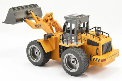 Huina 2.4G 6Ch R/C Bulldozer w/ Die Cast Bucket 1:18 RTR