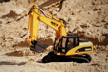 Huina 2.4G 15Ch R/C Excavator 1:14 RTR w/ Die Cast Bucket [SL4]