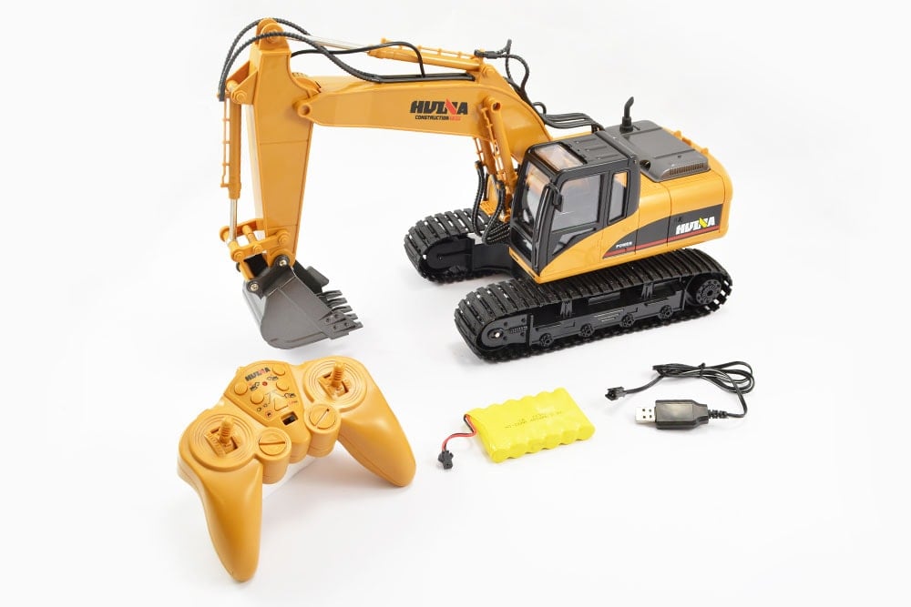 Huina 2.4G 15Ch R/C Excavator 1:14 RTR w/ Die Cast Bucket [SL4]