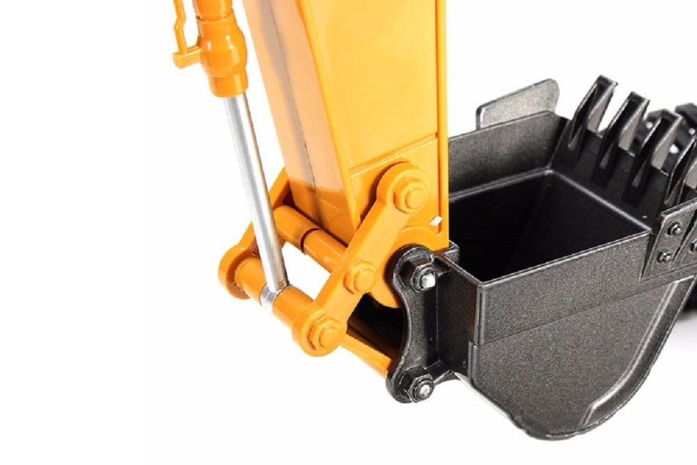 Huina 2.4G 15Ch R/C Excavator 1:14 RTR w/ Die Cast Bucket [SL4]