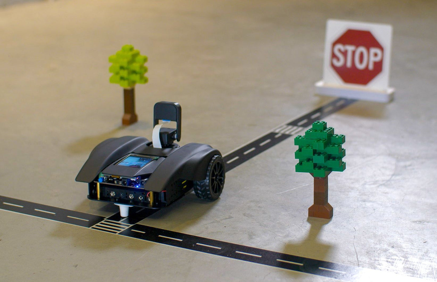 M.A.R.K. Make A Robot Kit - Smart AI Robot Kit for Education [SL4]