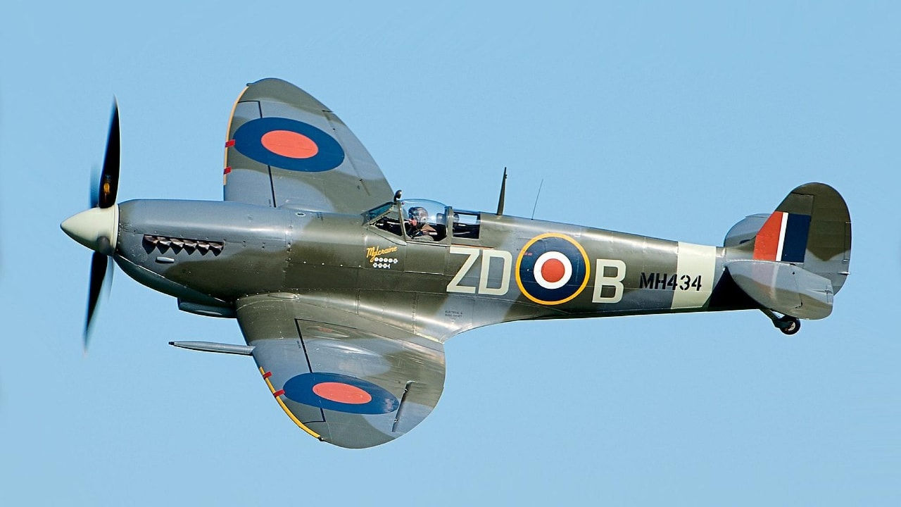 Dynam Spitfire MKIX V3 ARTF w/Retracts 1200mm